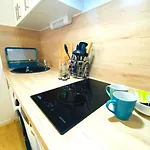 Ideal-poitiers Centre-saint-michel-4pers Apartment *