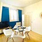 Ideal-poitiers Centre-saint-michel-4pers Apartment