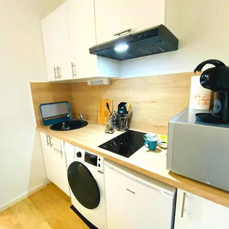 Ideal-poitiers Centre-saint-michel-4pers Apartment *